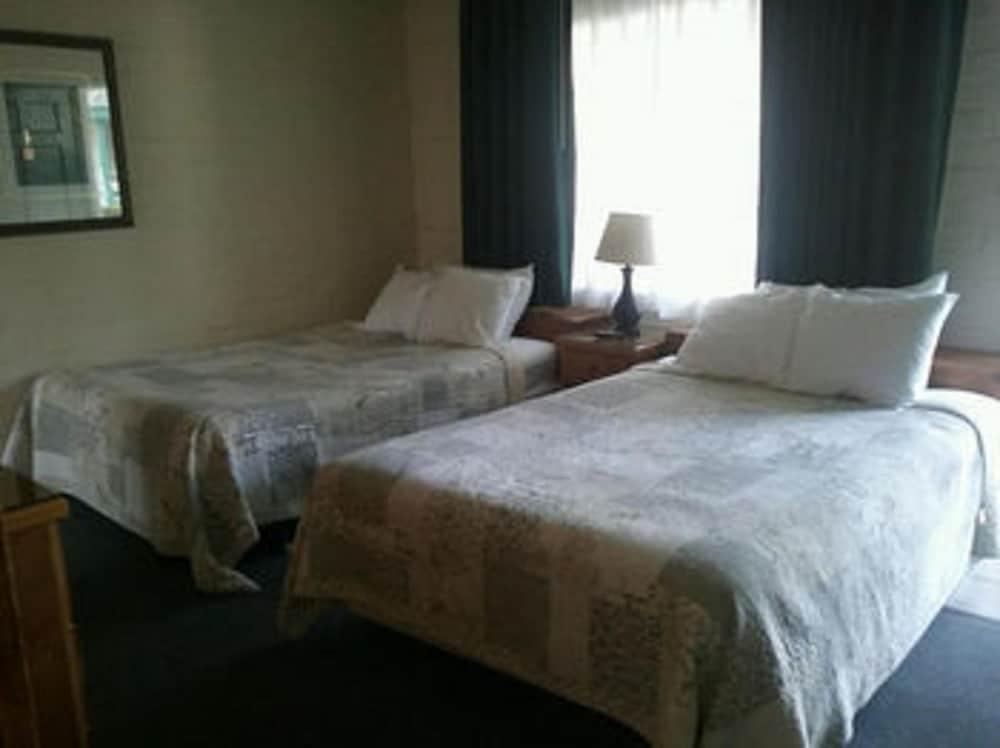 Bishop Village Motel Εξωτερικό φωτογραφία